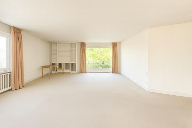 Appartement - 218 m² - 6 pièces