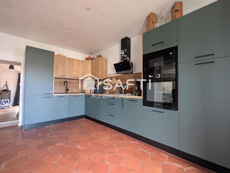 Maison - 97 m² - 4 pièces