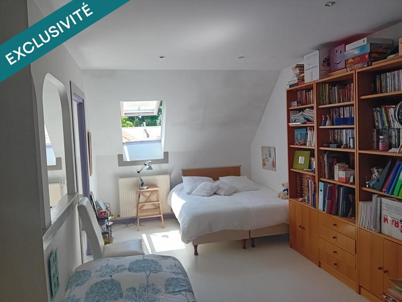 Villa - 201 m² - 6 pièces