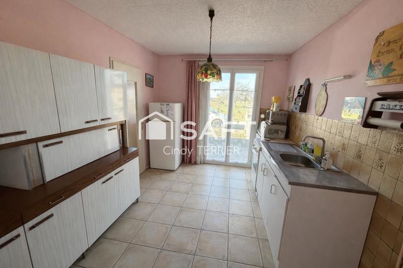 Maison - 93 m² - 4 pièces