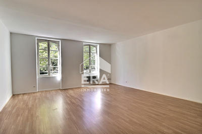 Appartement - 101 m² - 3 pièces