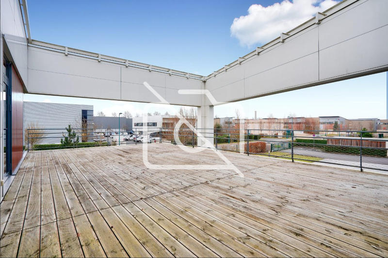 Entrepôt - 9 199 m²