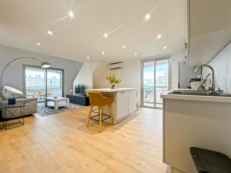 Appartement - 78 m² - 4 pièces