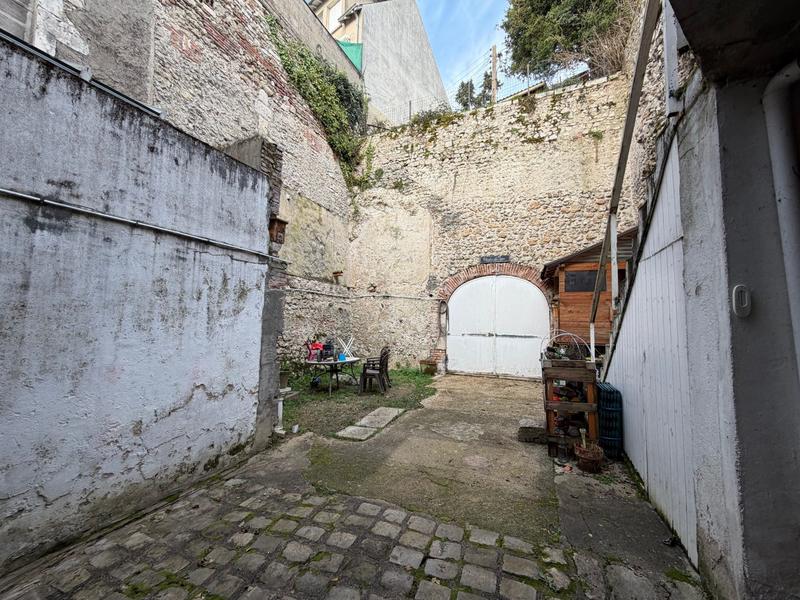 Maison - 158 m² - 6 pièces