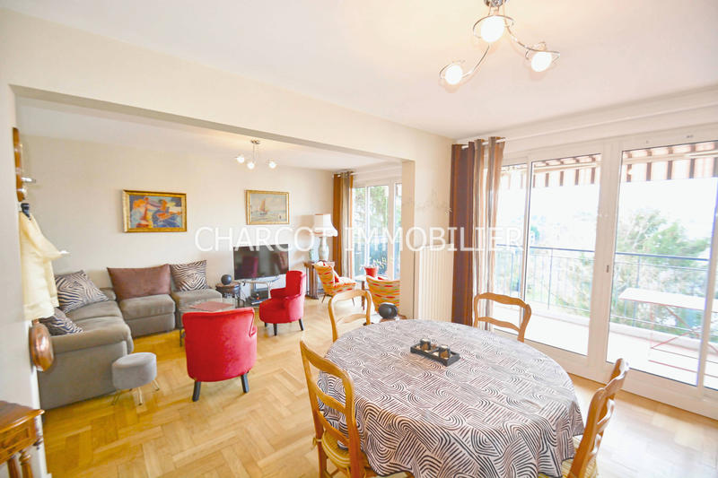 Appartement - 103 m² - 5 pièces