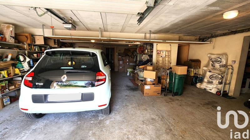 Maison - 219 m² - 6 pièces