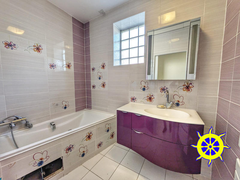 Maison - 133 m² - 6 pièces