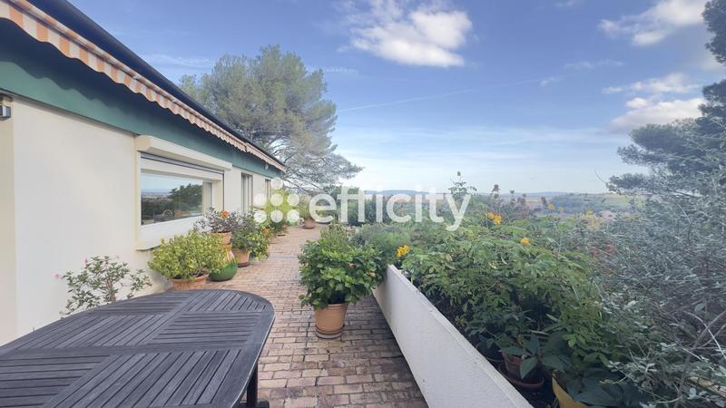 Appartement - 114 m² - 5 pièces