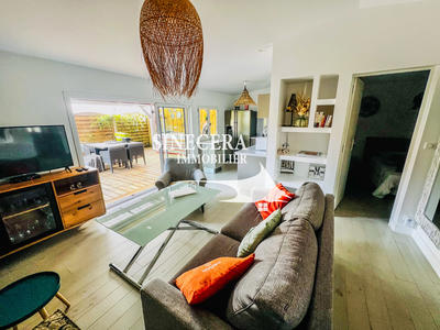 Maison - 142 m² - 6 pièces