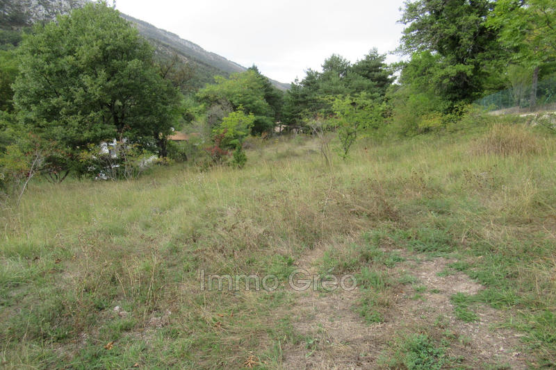 Terrain - 2 500 m²