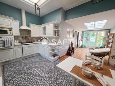 Maison - 120 m² - 5 pièces