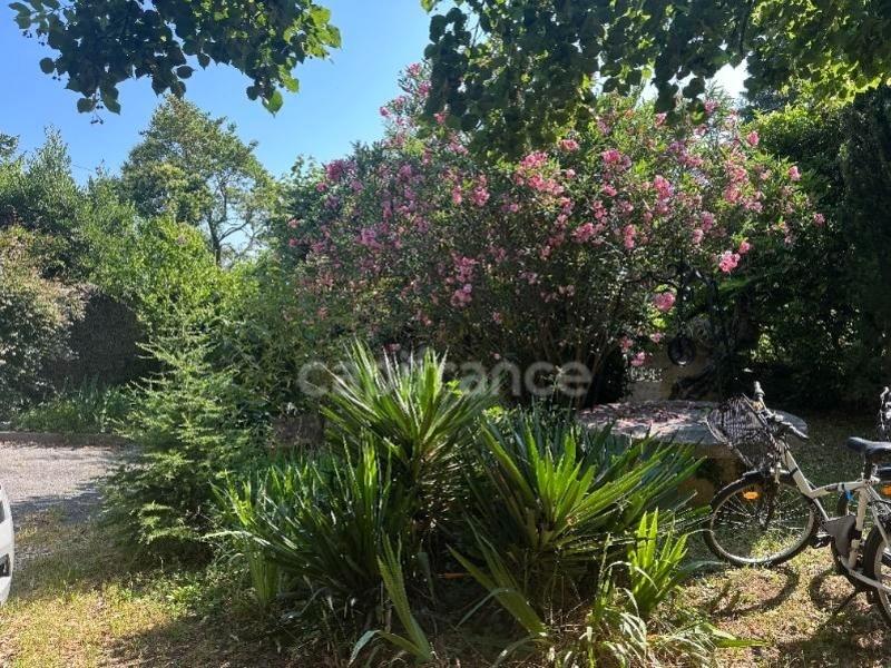 Maison - 188 m² - 8 pièces