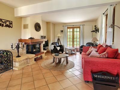 Maison - 150 m² - 7 pièces