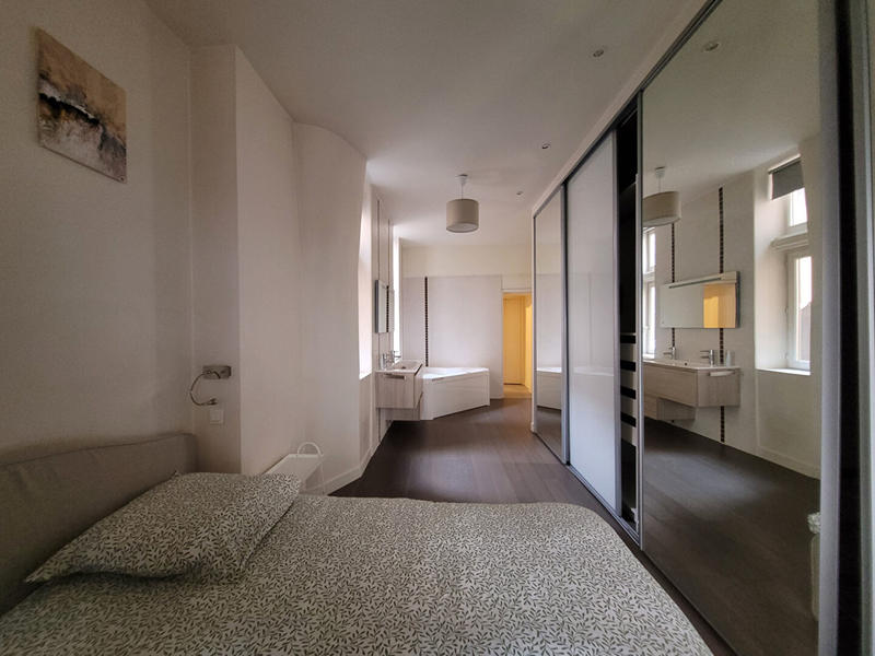 Appartement - 90 m² - 4 pièces