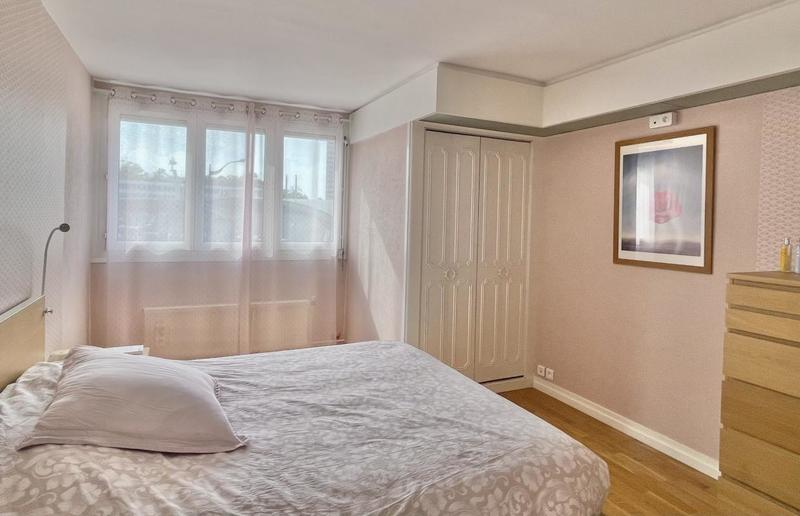 Appartement ancien - 136 m² - 5 pièces