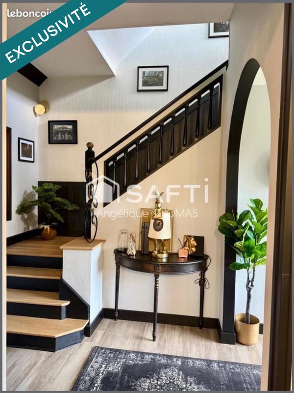 Maison - 190 m² - 6 pièces