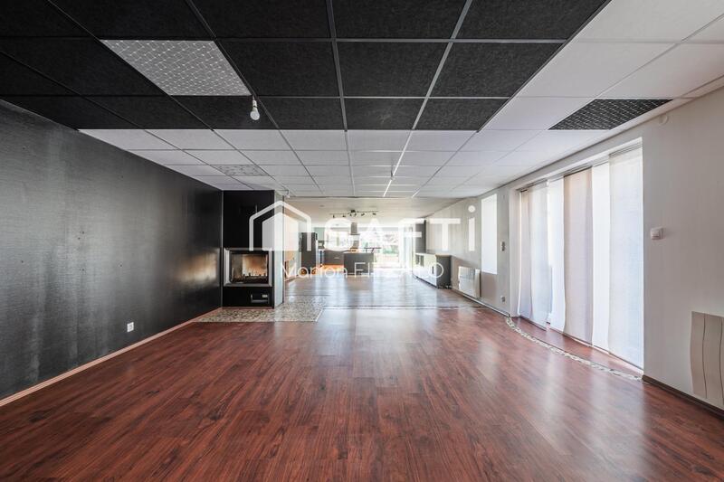 Maison - 318 m² - 8 pièces