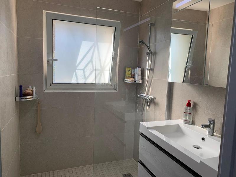 Maison - 245 m² - 8 pièces