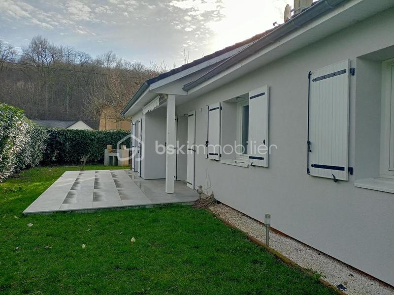 Maison - 98 m² - 4 pièces