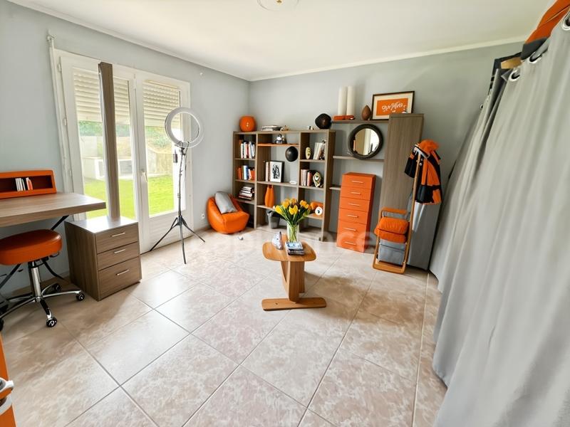 Maison - 140 m² - 5 pièces