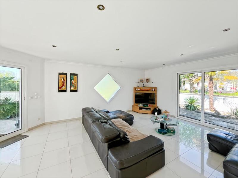 Maison - 150 m² - 5 pièces