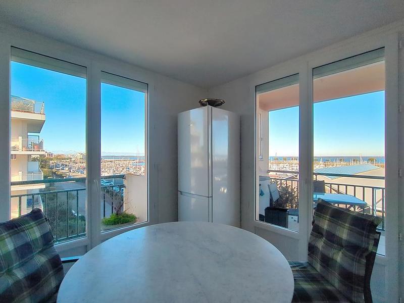 Appartement - 121 m² - 6 pièces