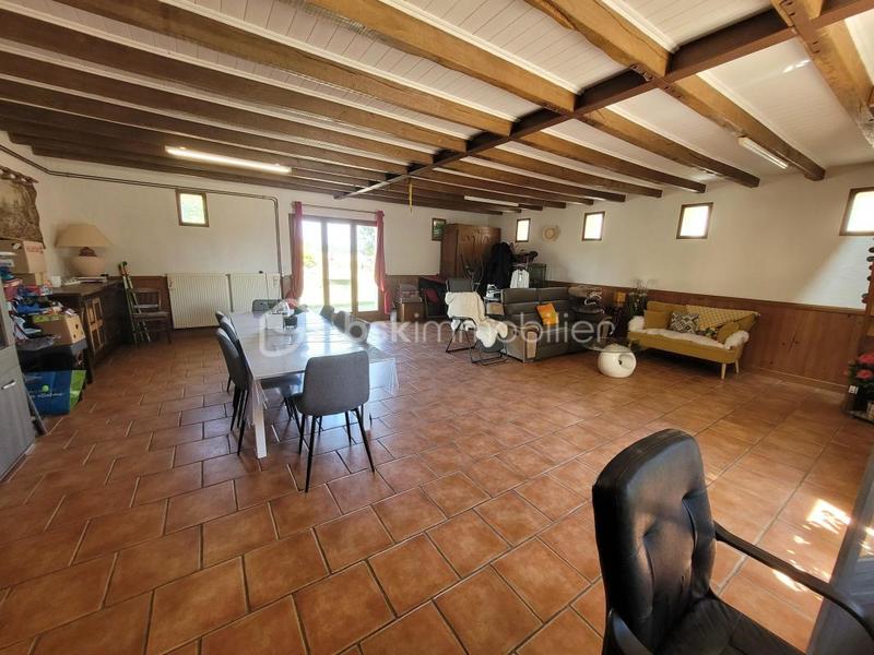 Longère - 340 m² - 10 pièces