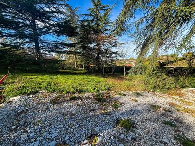 Terrain constructible - 1 542 m²
