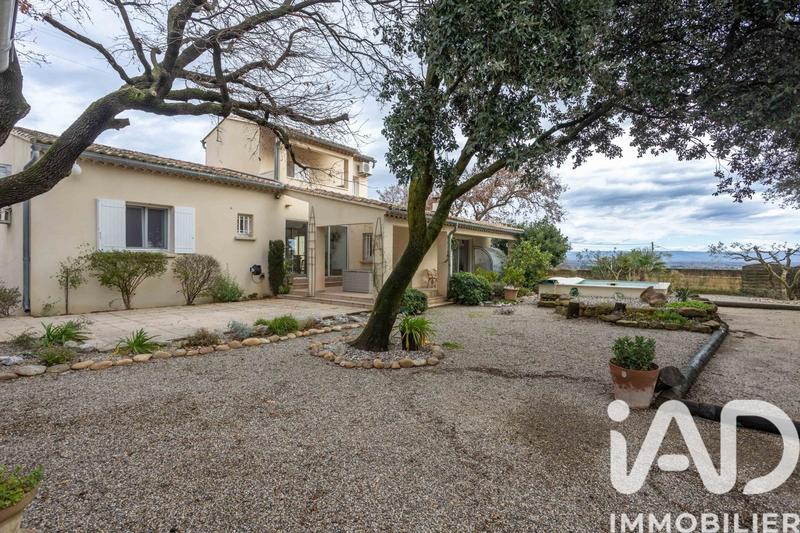 Maison - 136 m² - 5 pièces