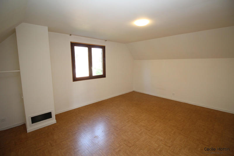 Maison - 143 m² - 5 pièces