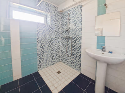 Maison - 163 m² - 5 pièces