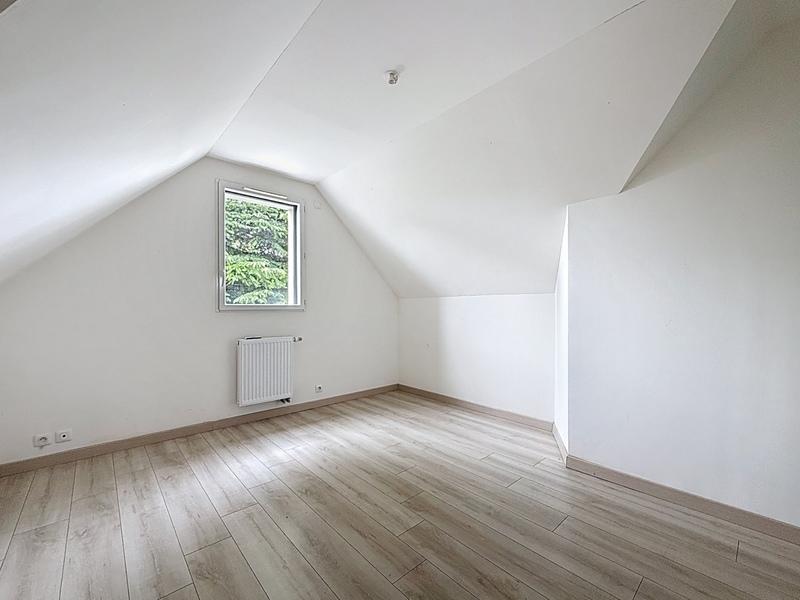 Maison - 178 m² - 8 pièces