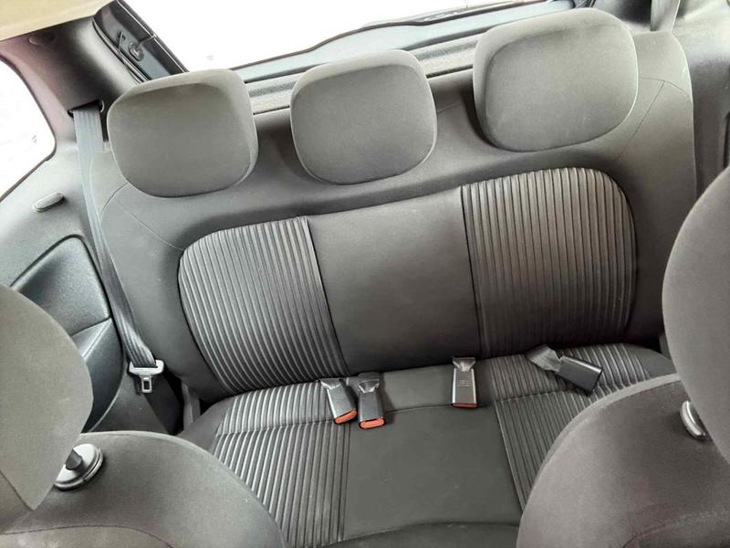 Lancia Ypsilon 1.2 i 60 Cv. 5 Places