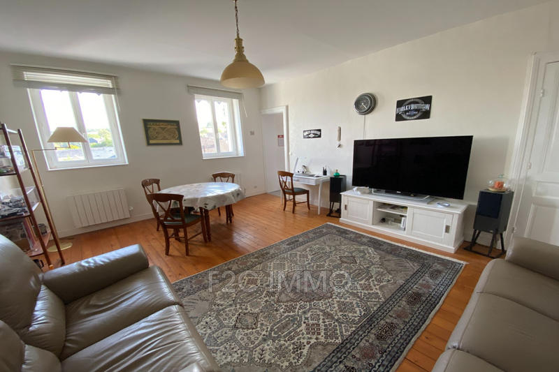 Appartement - 94 m² - 4 pièces