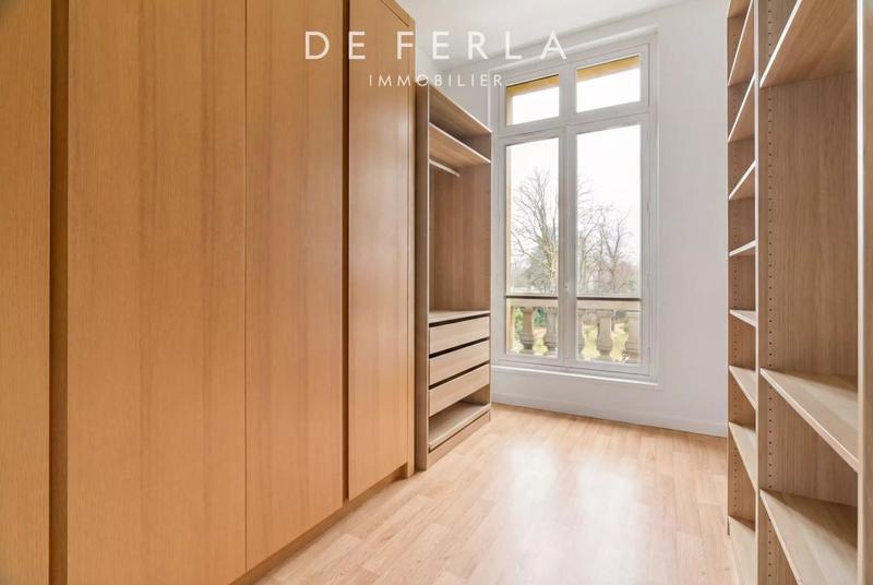 Château - 826 m² - 18 pièces