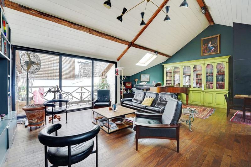 Maison - 201 m² - 7 pièces