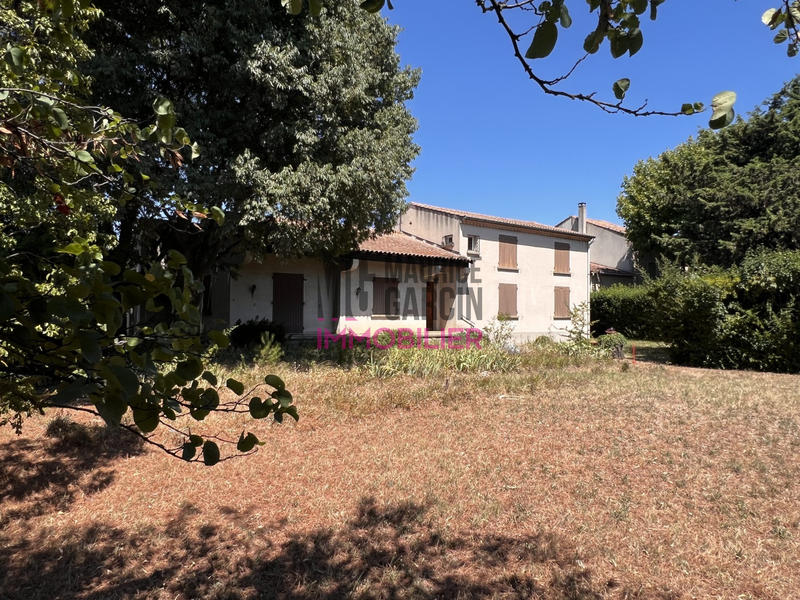 Maison traditionnelle - 174 m² - 8 pièces