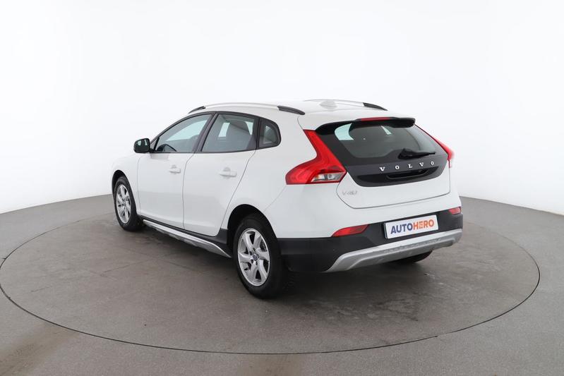 Volvo V40 Cross Country 2.0 D2 Momentum Geartronic 120 ch