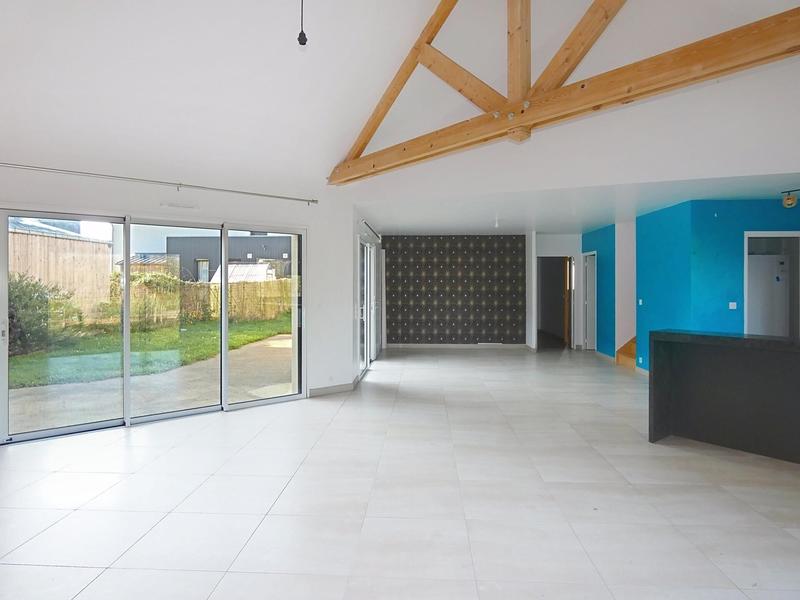 Maison - 137 m² - 5 pièces