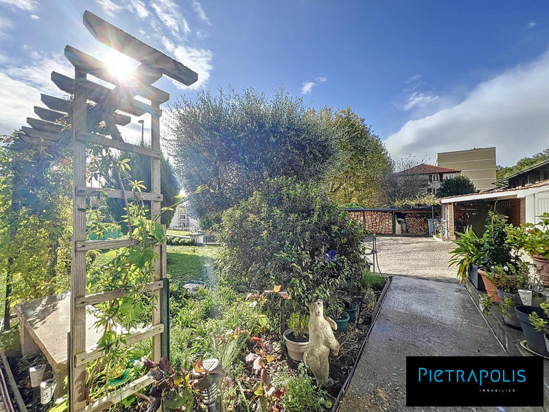 Maison traditionnelle - 160 m² - 5 pièces