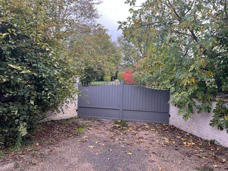 Terrain constructible - 1 580 m²