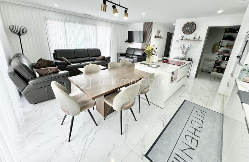 Villa - 130 m² - 5 pièces