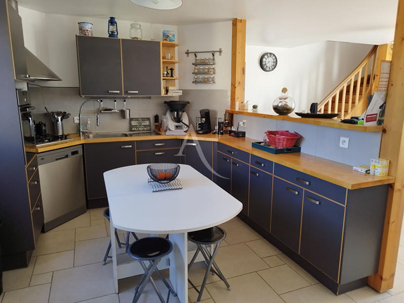 Maison - 170 m² - 6 pièces