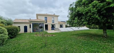 Maison - 137 m² - 5 pièces