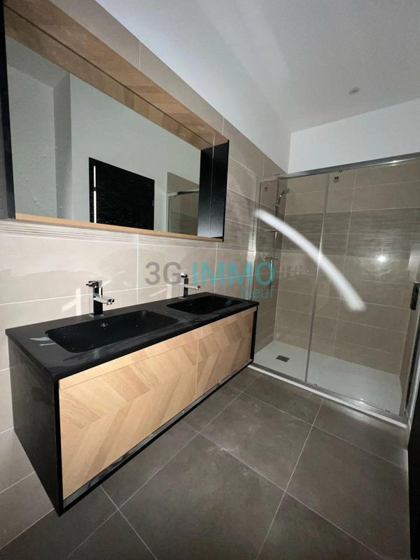 Appartement - 110 m² - 4 pièces