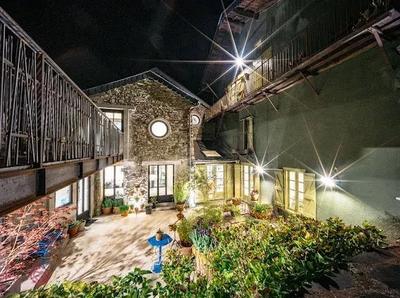 Maison chambre d'hôtes - 380 m²