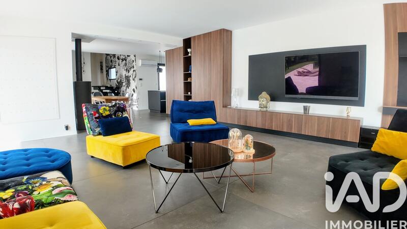 Maison de maîtres - 208 m² - 6 pièces