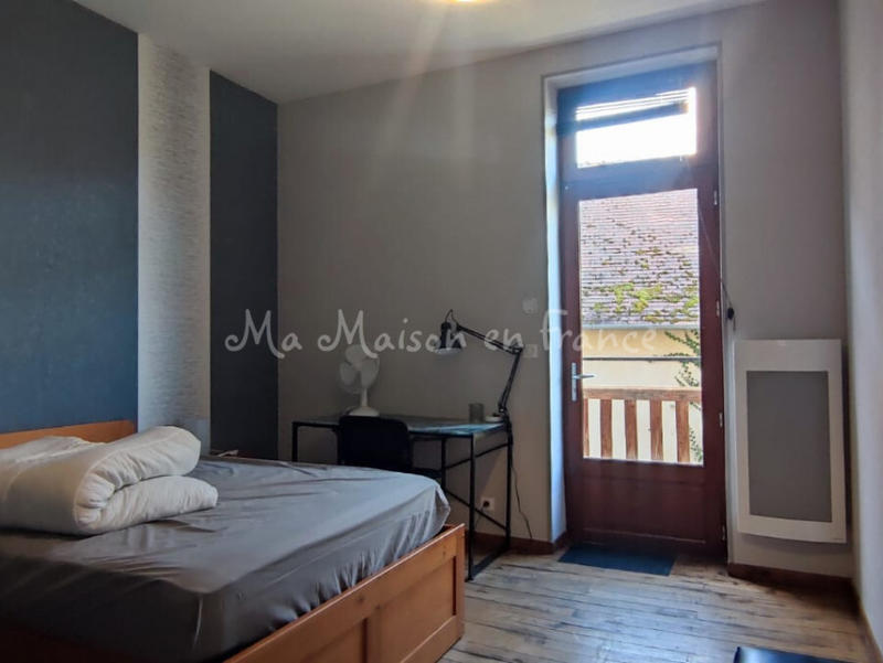 Maison - 300 m² - 10 pièces