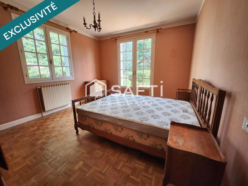 Maison - 170 m² - 9 pièces