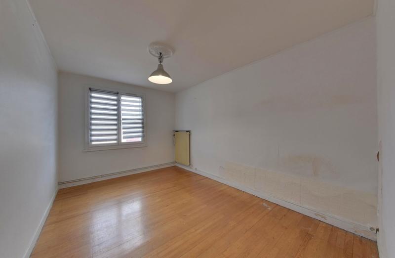 Appartement - 79 m² - 5 pièces